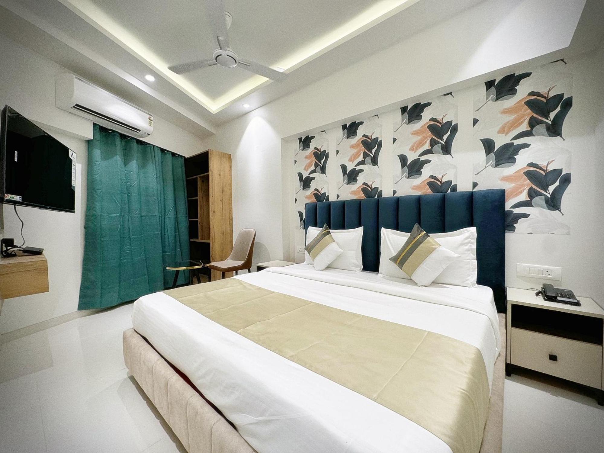 The Orion - Premium Apartments Мумбаи Экстерьер фото