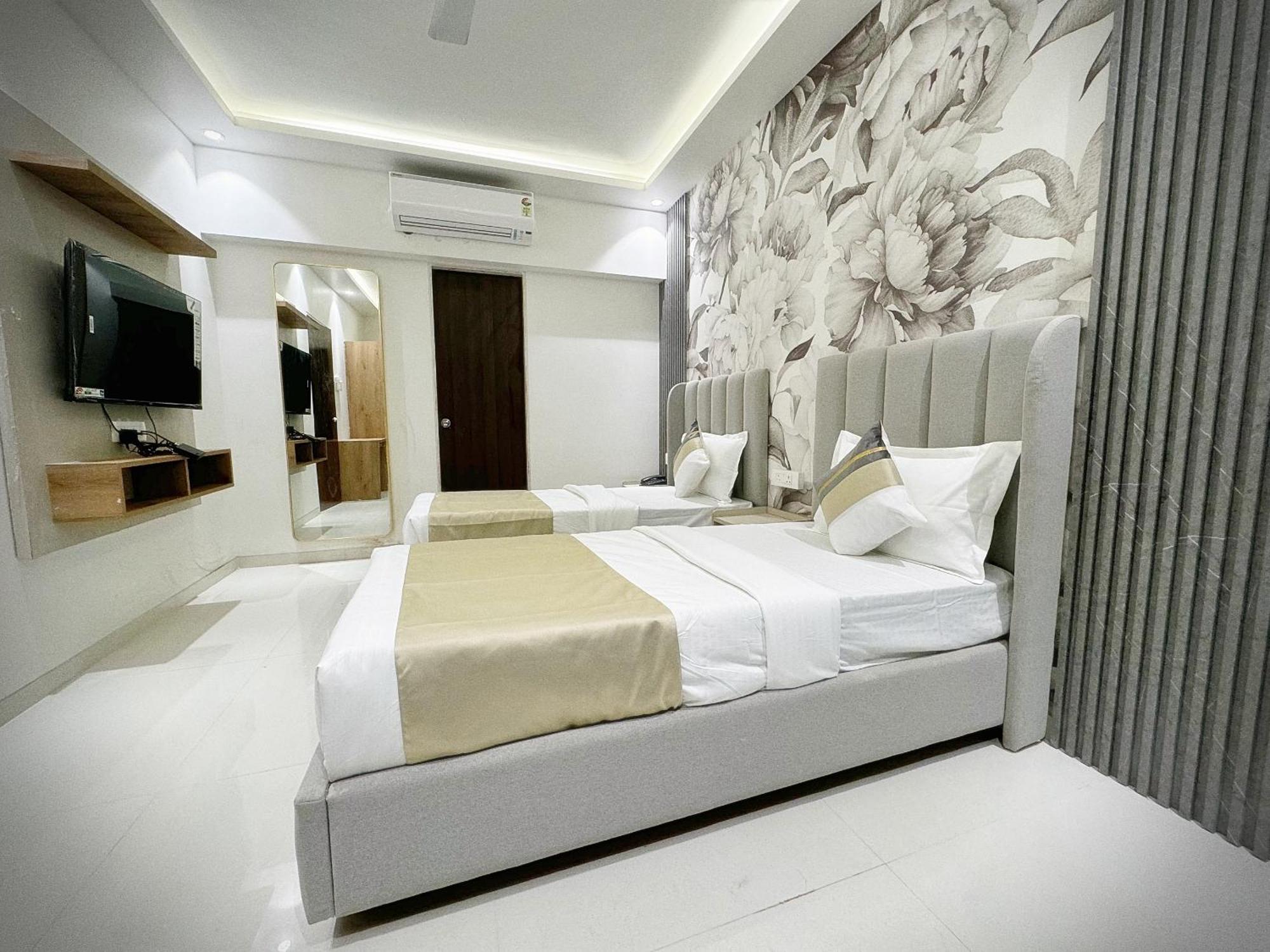 The Orion - Premium Apartments Мумбаи Экстерьер фото